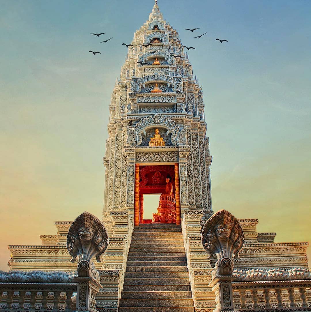 Du lịch người cao tuổi Du khách cao tuổi không thể bỏ qua những công trình kiến trúc đậm nét văn hóa