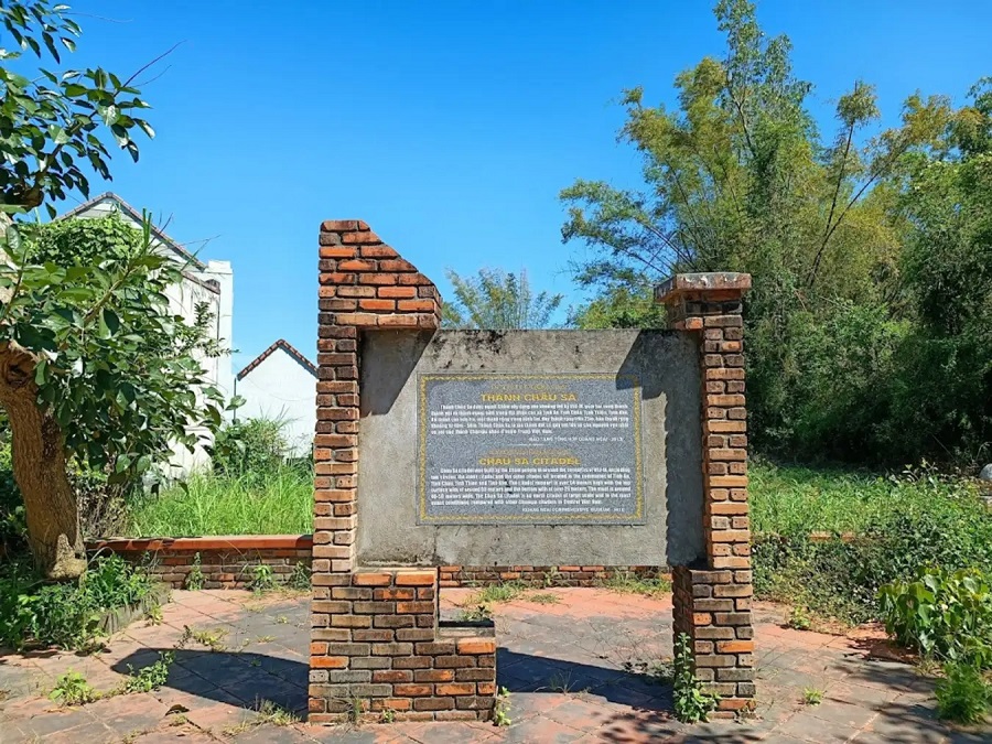 Ghé ngay Thành cổ Châu Sa để khám phá vẻ đẹp và văn hóa