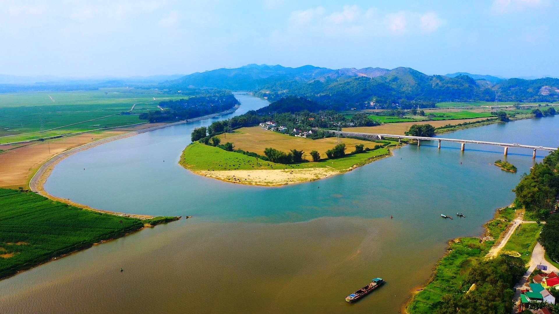 Du lịch sông La Hà Tĩnh