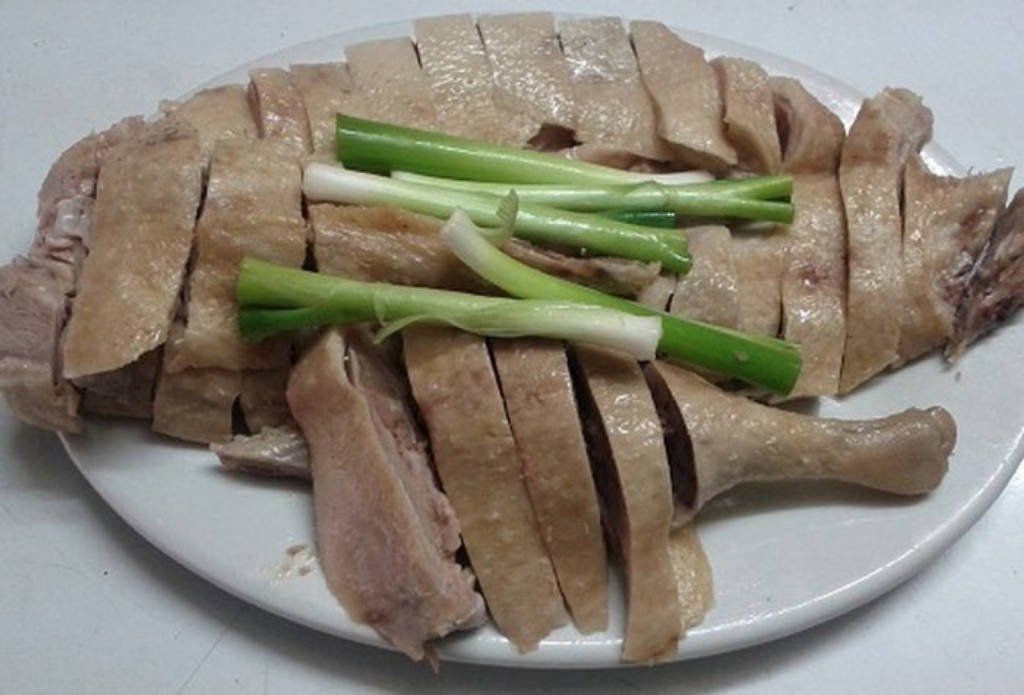 Du lịch Tiên Yên Cà sáy luộc mềm, ngọt vô cùng