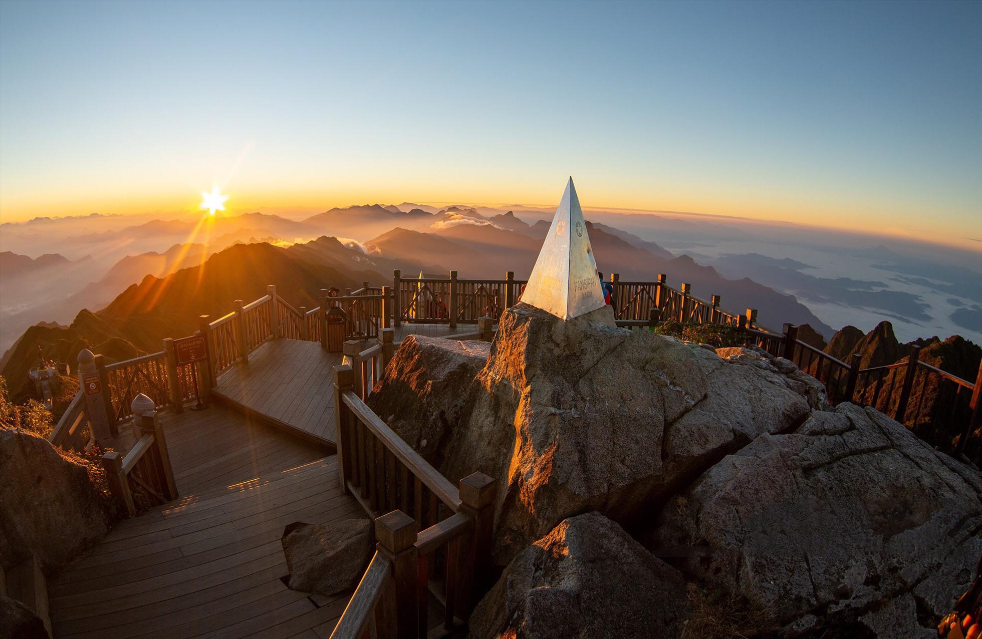 Đỉnh Fansipan Sa Pa