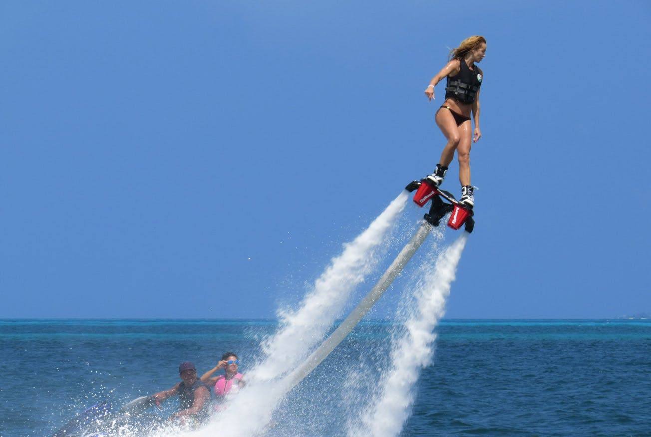 Flyboard bắt đầu hình thành từ năm 2012 và nhanh chóng trở nên phổ biến