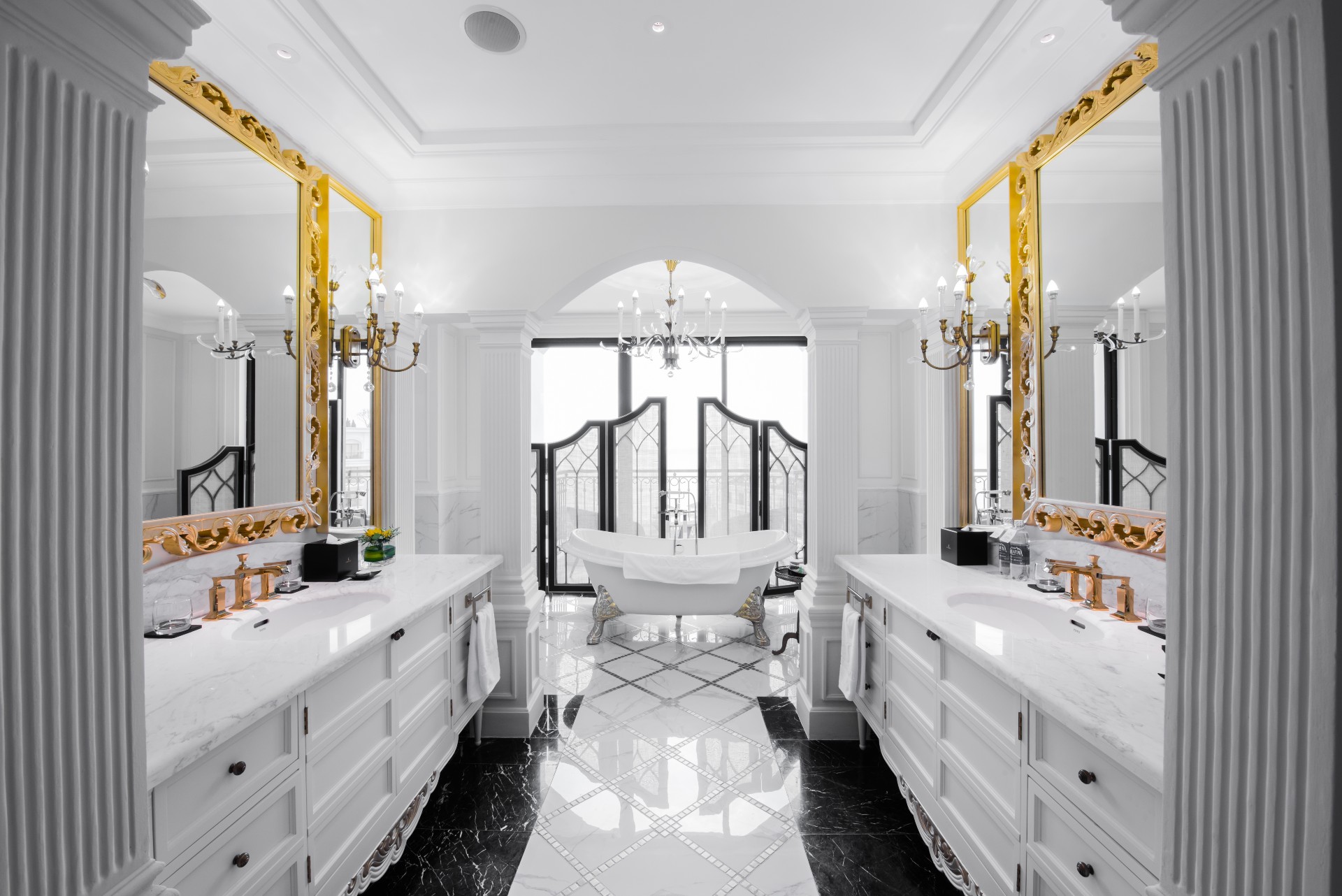 Hệ thống phòng rộng rãi, sang trọng