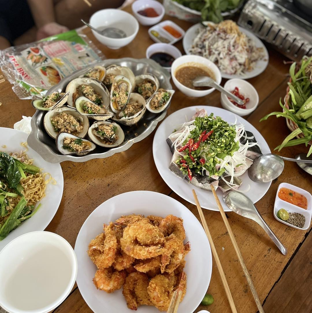 Hải sản quán Nhà bè Thu Bao