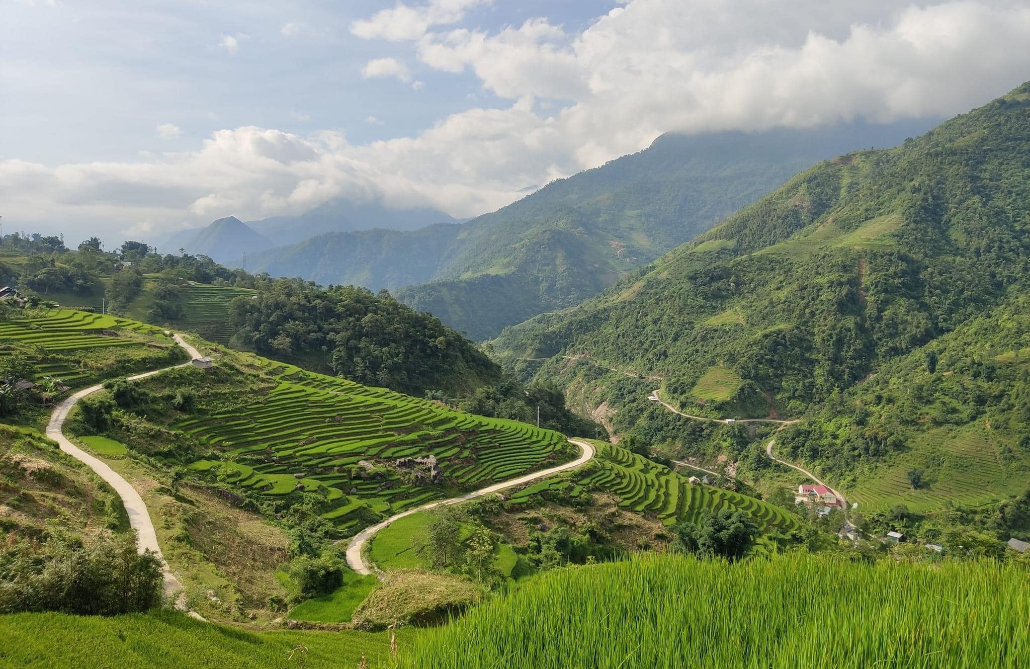 Hành trình trekking khám phá bản