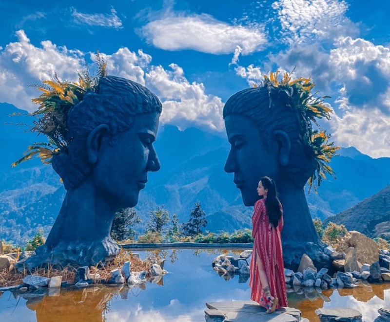 Hồ bơi vô cực Swing Sapa