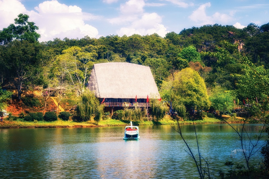 Hồ Đăk Ke Măng Đen & 5 trải nghiệm hấp dẫn nên thử