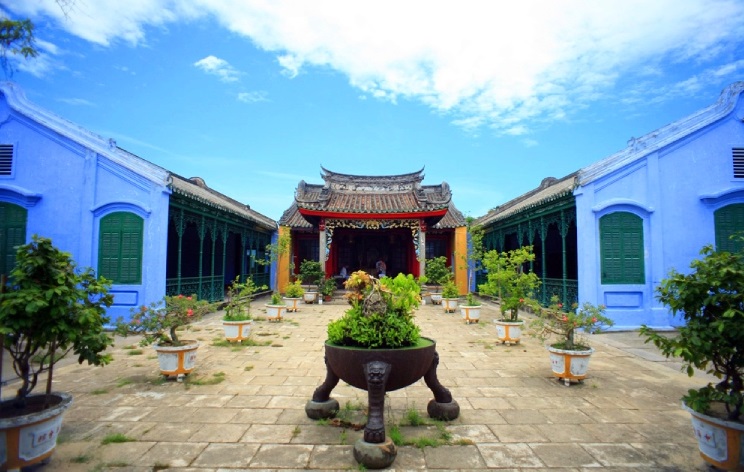 Vẻ đẹp cổ kính của hội quán Dương Thương