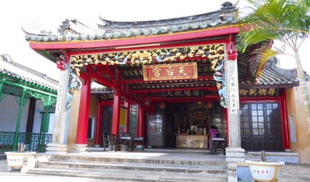 Khám phá kiến trúc độc đáo của Hội quán Dương Thương