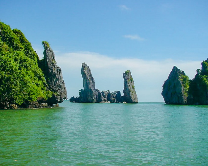 Hòn Phụ Tử Hòn Phụ Tử - địa điểm không thể bỏ qua khi đến Kiên Giang