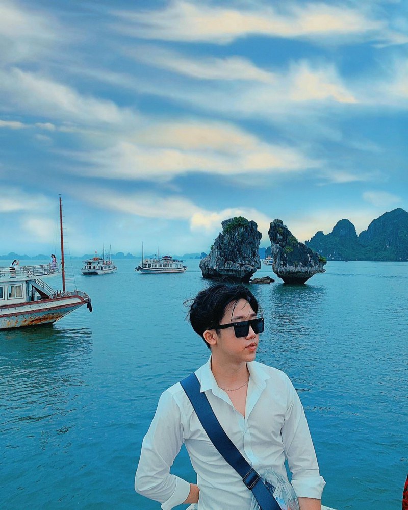 Hòn Trống Mái Vẻ đẹp của hòn Trống Mái giúp du khách tạo nên những khoảnh khắc check in ấn tượng