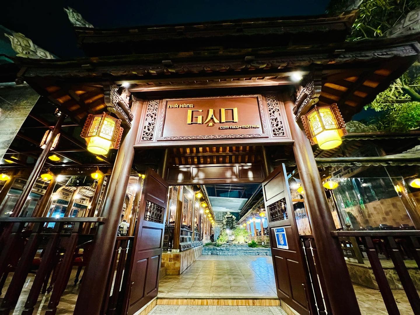 Ruong house architecture in Gao Restaurant