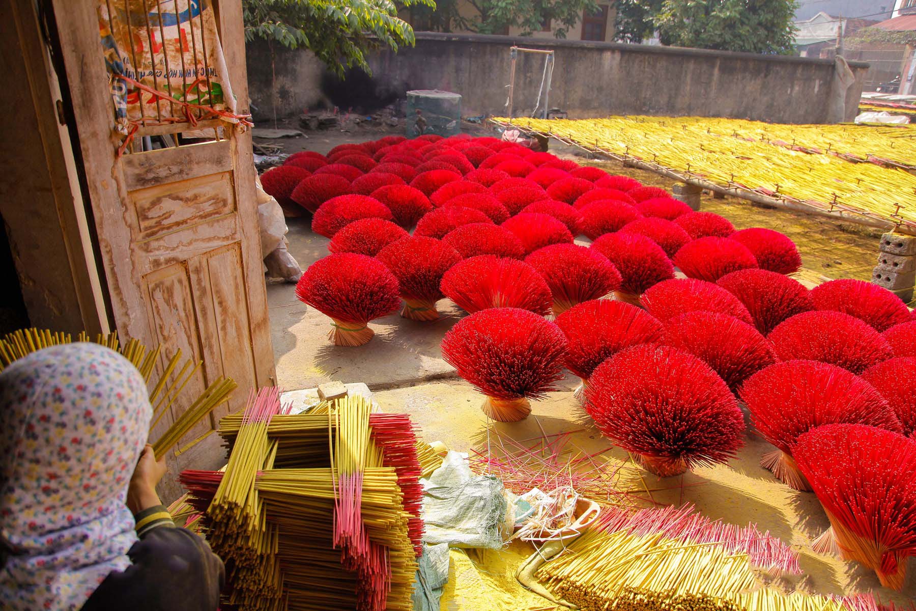 Làng hương cao xạ Cao Thôn