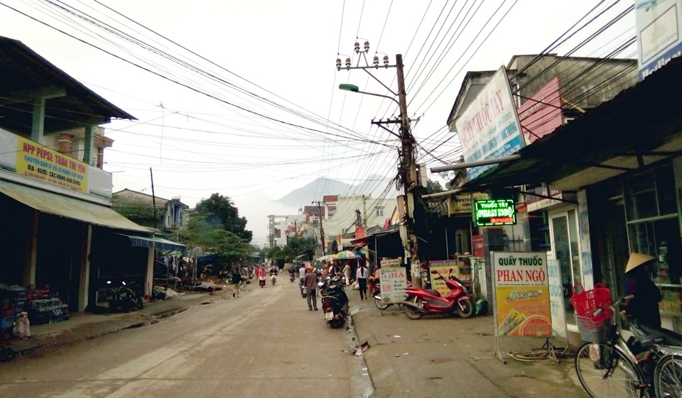 chợ Trung Phước Tìm hiểu lối sống mộc mạc, giản dị của người dân Nông Sơn