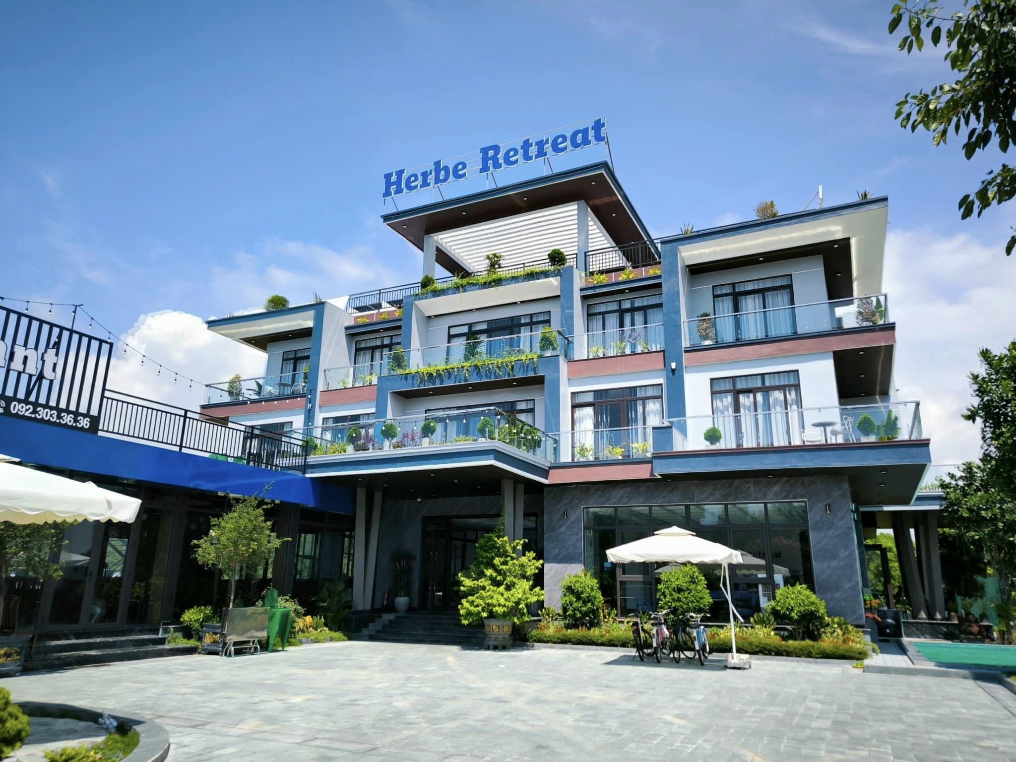 Khách sạn tại biển Quảng Lợi