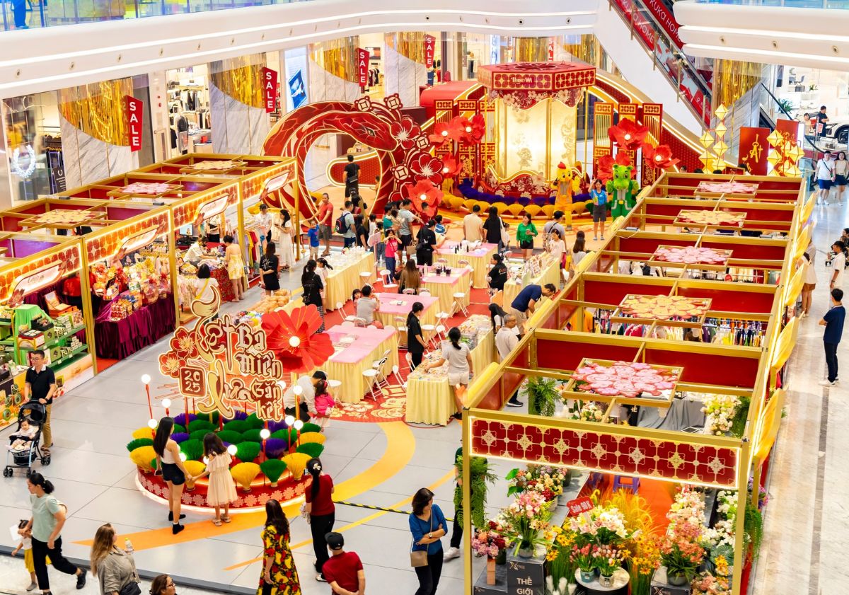 Không gian bên trong Thiso Mall Sala