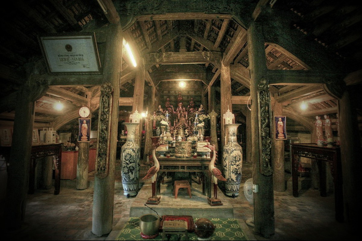 Không gian thờ tự chùa Am