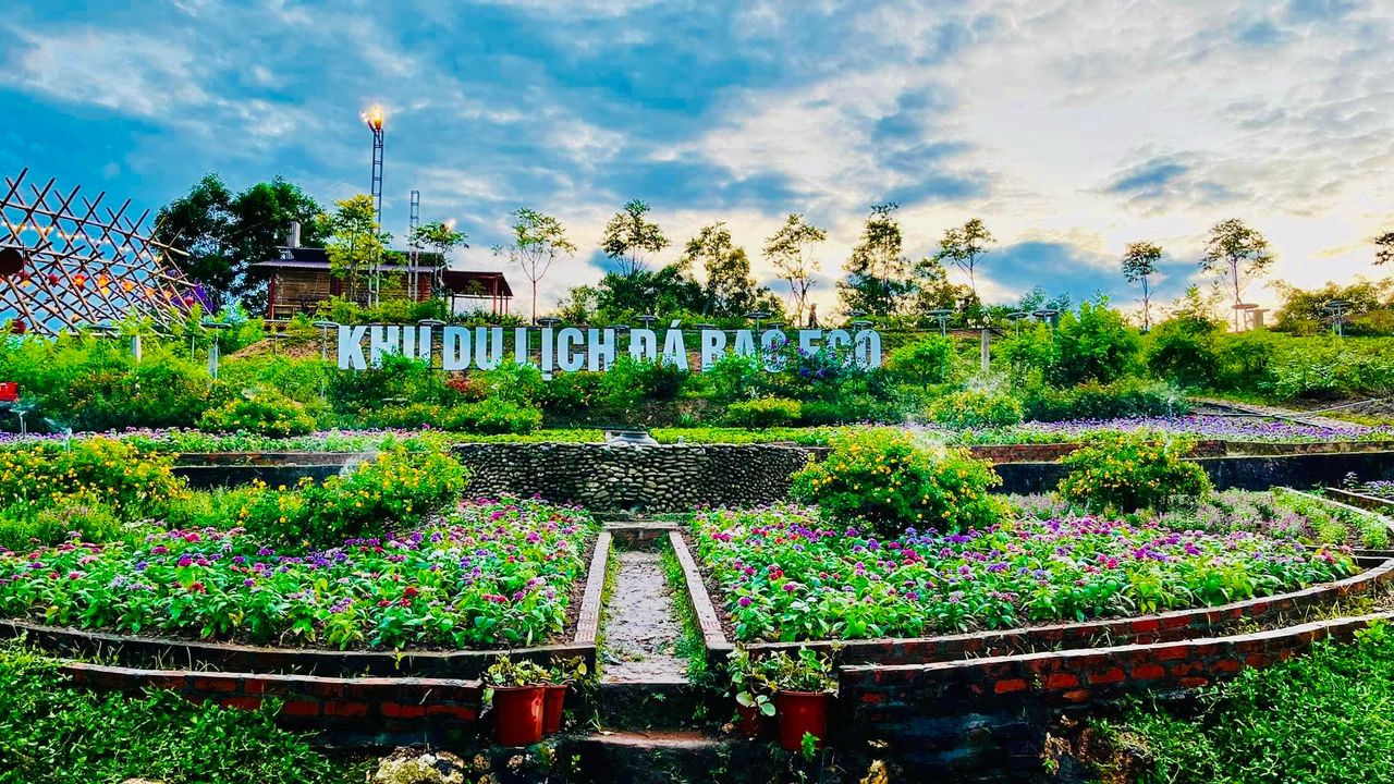 Du lịch Hà Tĩnh Khu du lịch Đá Bạc Hà Tĩnh