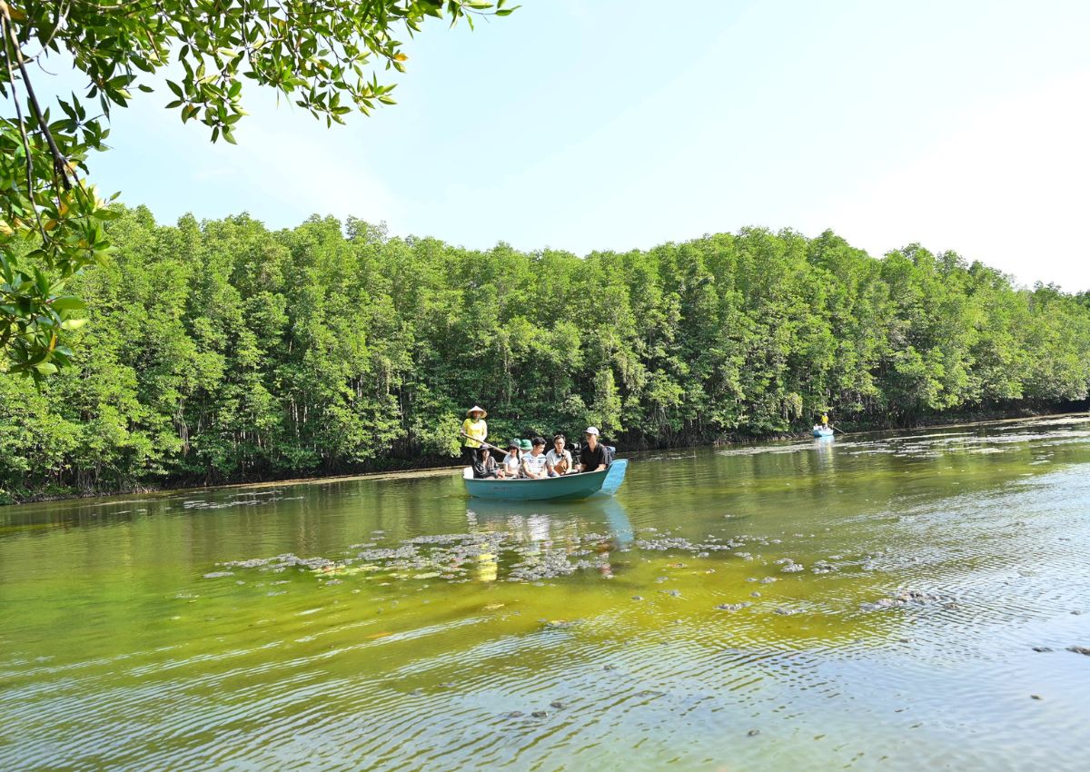 Khu du lịch sinh thái gần Sài Gòn Vàm Sát