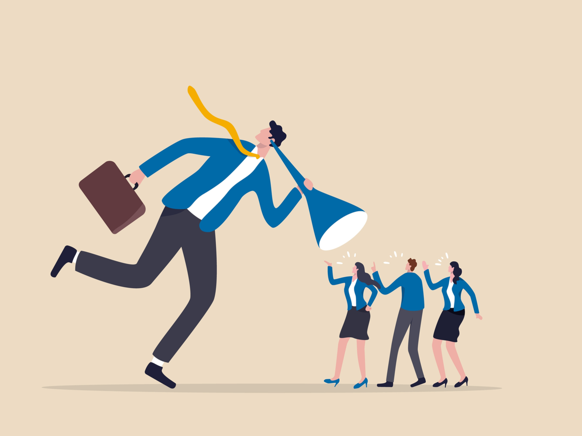 Luôn luôn lắng nghe để học hỏi thêm nhiều kiến thức