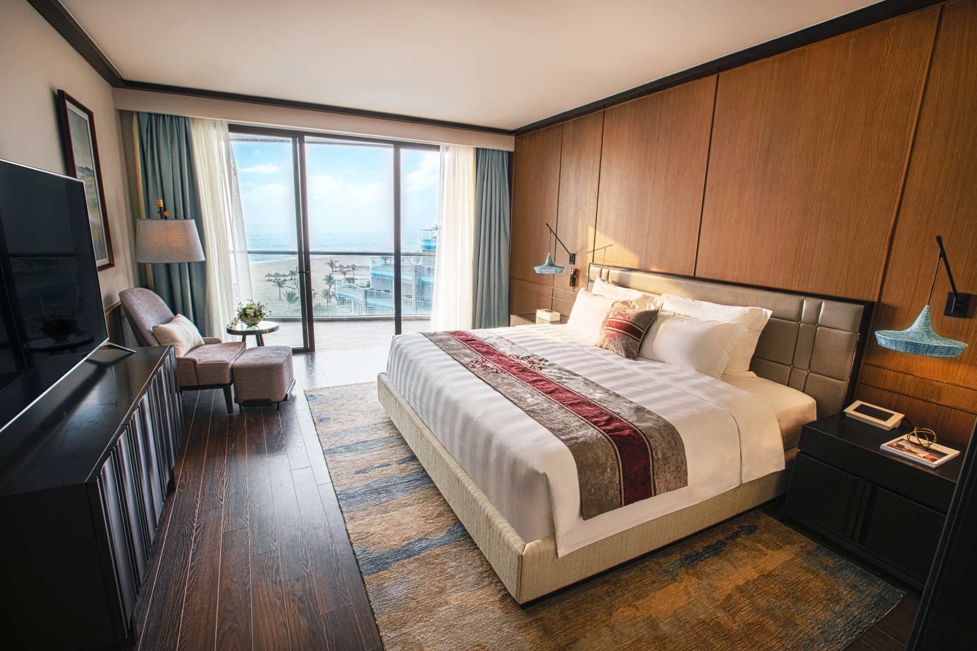 làng du lịch cộng đồng Kon Pring Vinpearl có view hướng biển cực đẹp