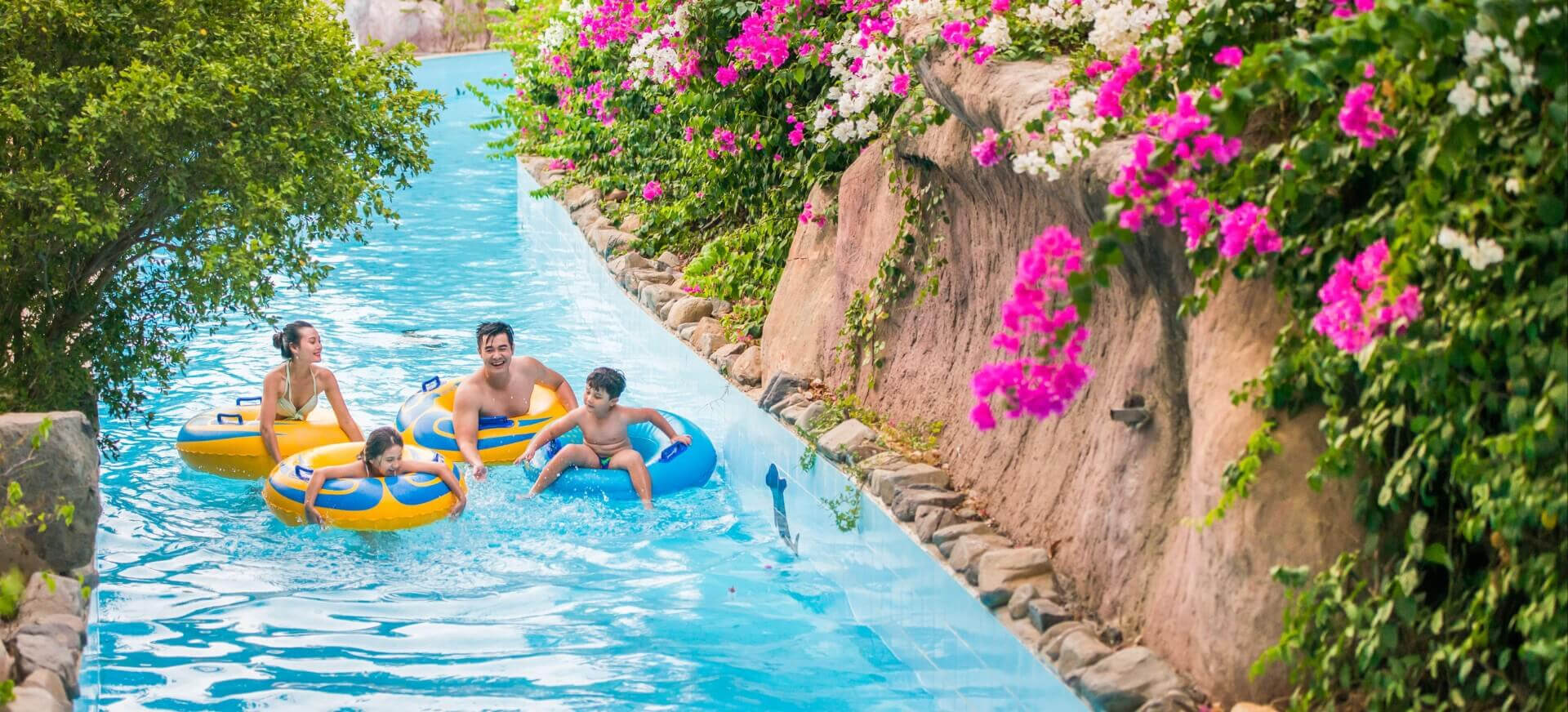 Largest water parks in Asia