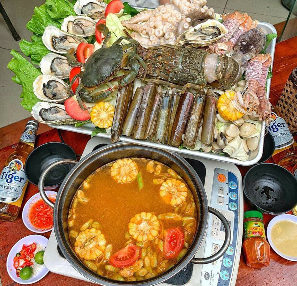 Lẩu Hội An Các quán lẩu ngon ở Hội An không thể không nhắc đến lẩu Rio