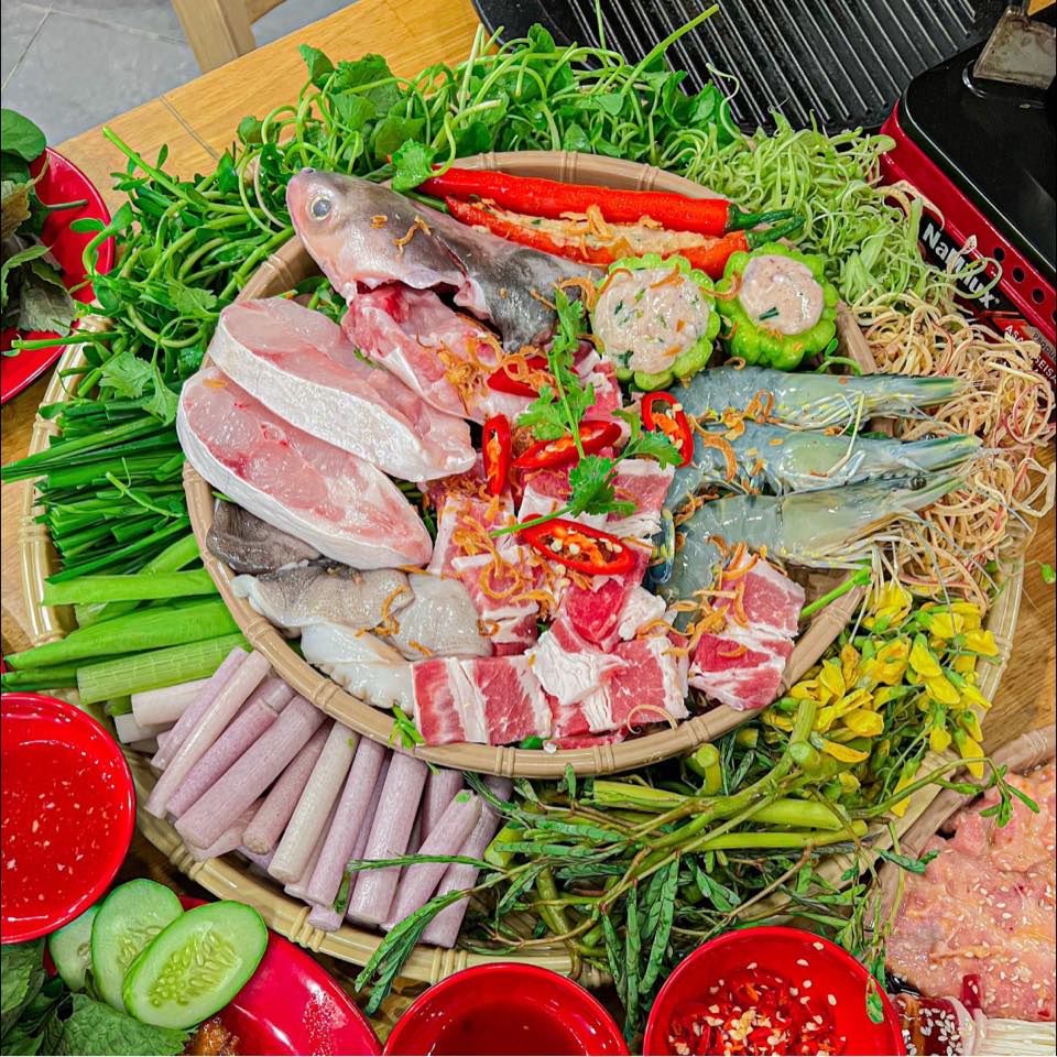 Lẩu mắm cô 5 Sài Gòn