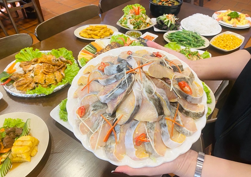 Lẩu cá Phan Thiết đậm đà, ngon khó quên - Ngọc Lan