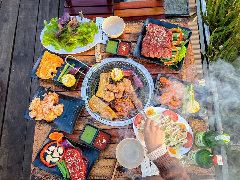 Lẩu nướng Đà Lạt Chợ Phiên Quán - Quán nướng lẩu Đà Lạt hút khách