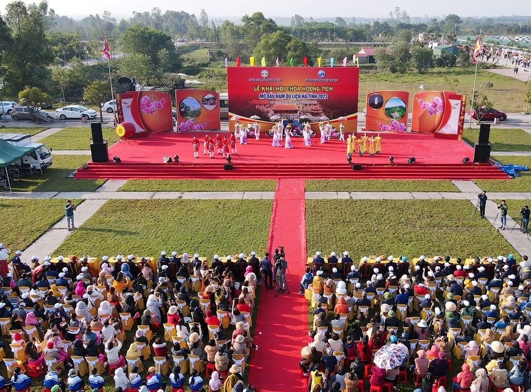 lễ hội chùa Hương Tích ở Hà Tĩnh