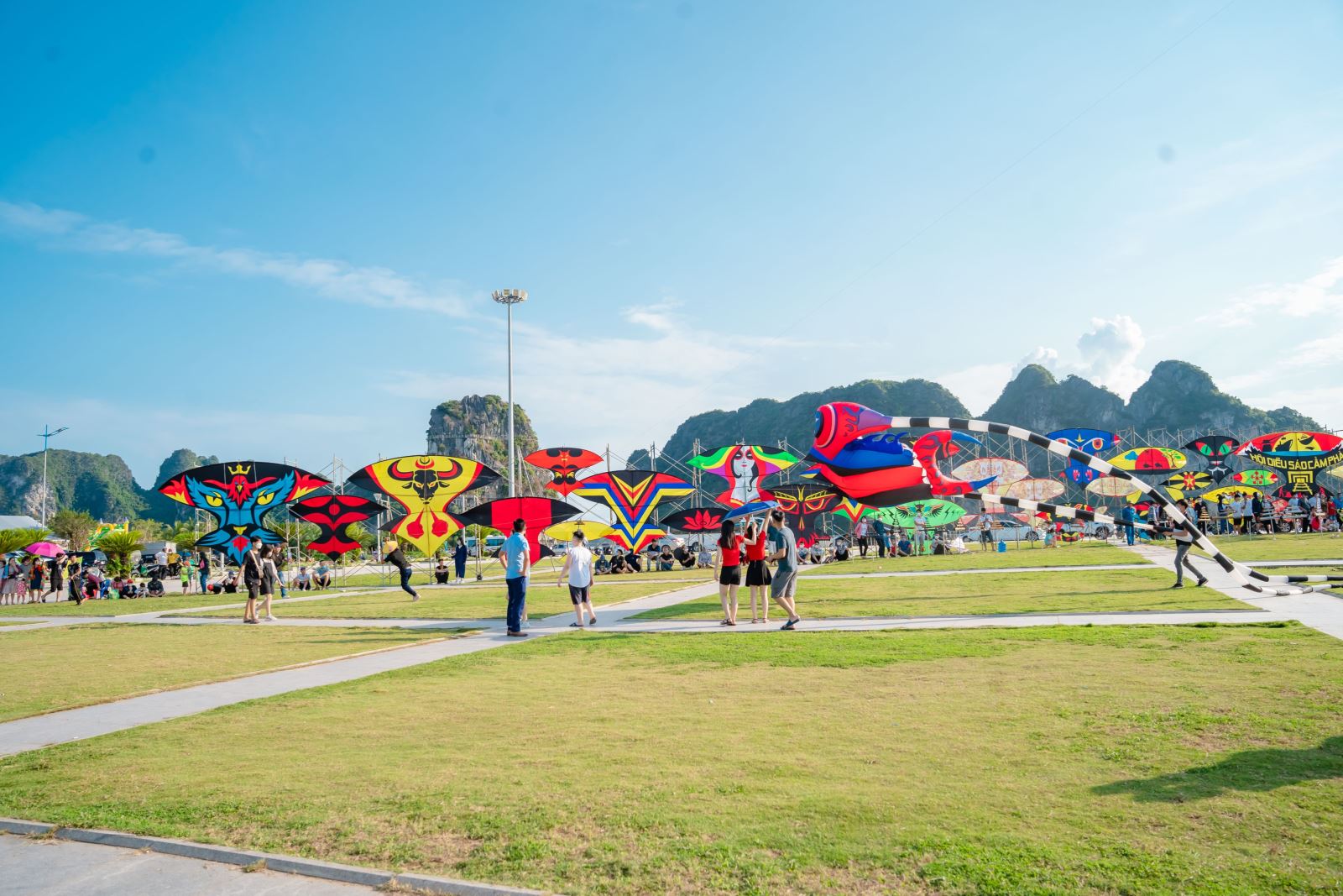 Lễ hội Hạ Long Lễ hội thả diều tại Hạ Long