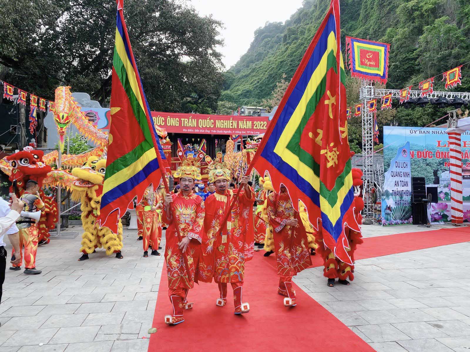 Lễ hội Hạ Long Lễ hội đền thờ Đức Ông tại Hạ Long