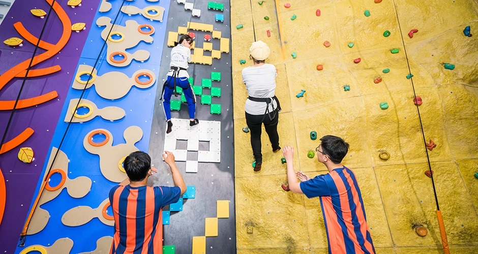Các tường leo ở Jump Arena 
