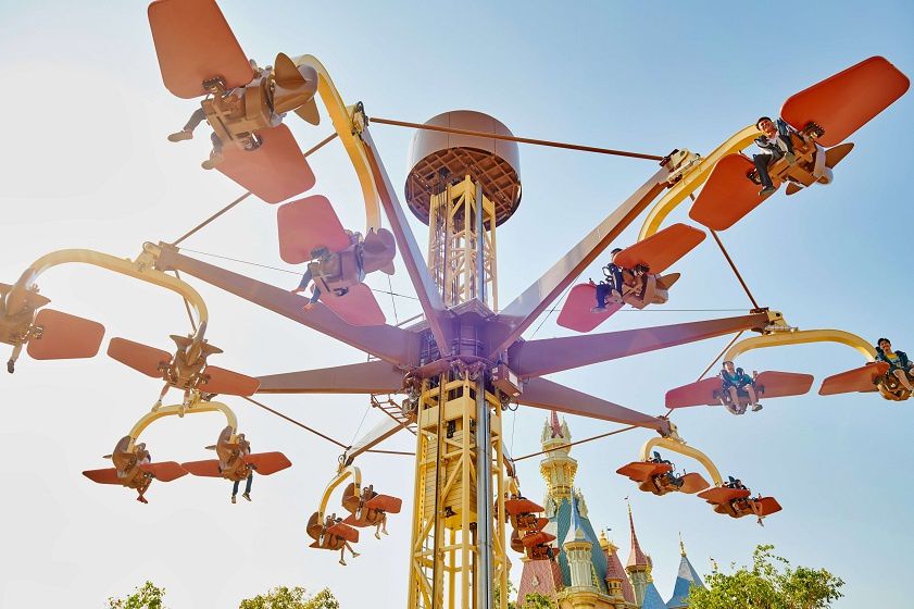 Múa khai giảng năm học mới Đôi cánh Icarus thử thách lòng dũng cảm của người chơi