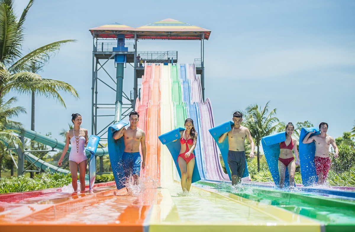 Tận hưởng cảm giác sảng khoái tại Thế giới nước