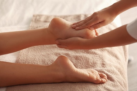 Massage chân Nha Trang: Review 9 địa chỉ chất lượng nhất