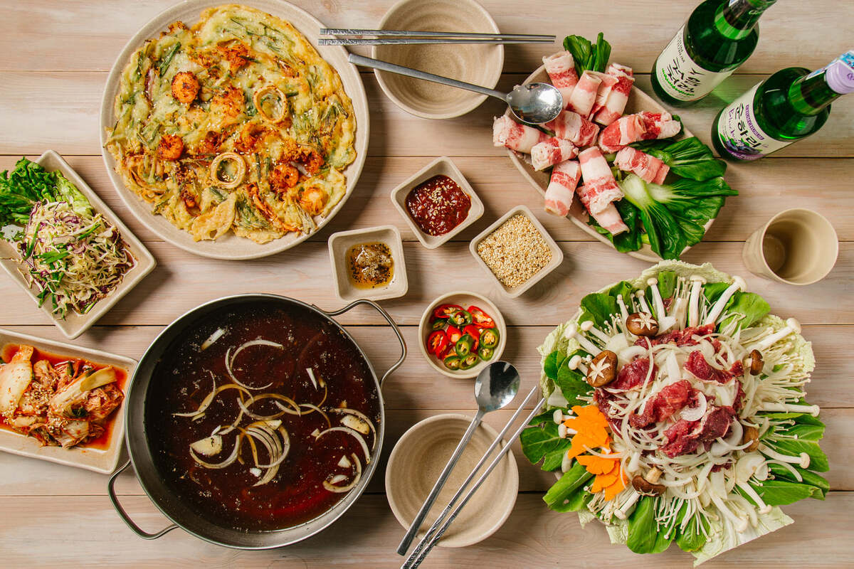 Ngoài mì lạnh, nhà hàng Kei còn có nhiều món ăn chuẩn vị Hàn Quốc siêu hấp dẫn