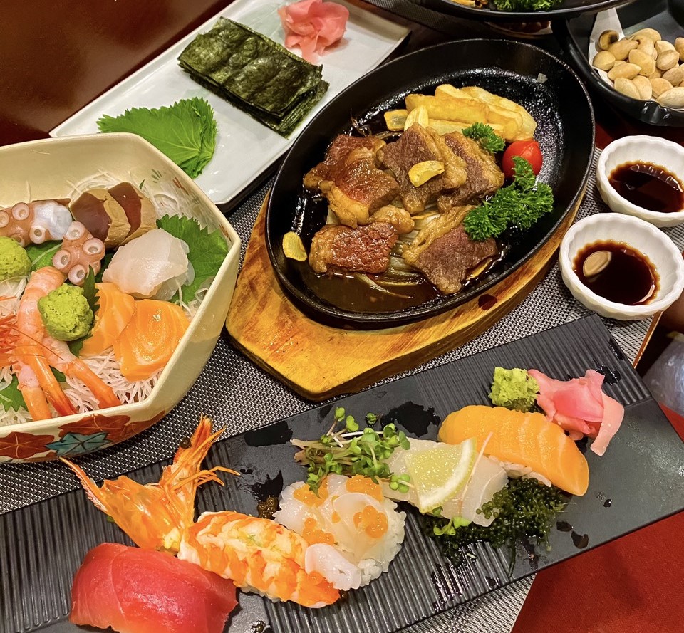 Ngoài mì udon, Izakaya Yancha còn có nhiều món ăn truyền thống Nhật Bản khác 