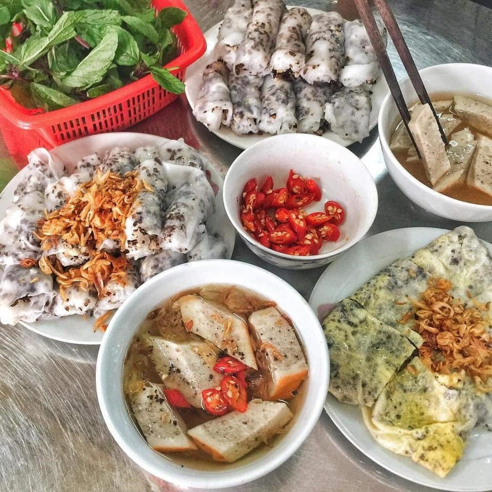 Bánh cuốn - món cuốn Hà Nội để ăn sáng quen thuộc của người dân Thủ đô