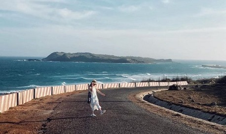 Đảo Phú Quý: Review CHI TIẾT di chuyển, ăn ở, vui chơi, chi phí & lịch trình