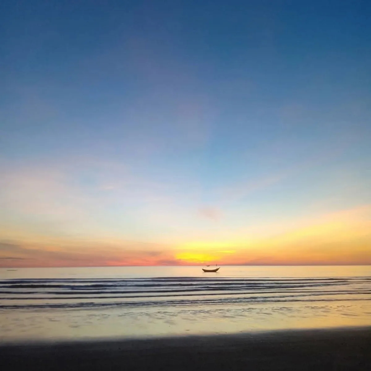 Ngắm cảnh biển Thạch Hải