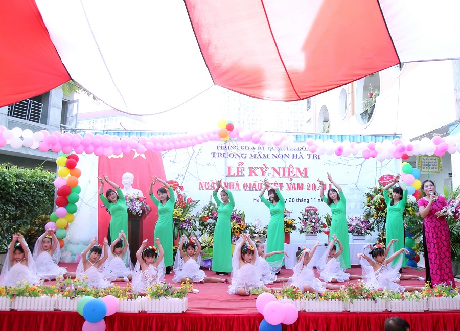 Ngày Nhà giáo Việt Nam 20/11 Tiết mục văn nghệ của cô và trò trường mầm non trong lễ kỷ niệm ngày 20/11