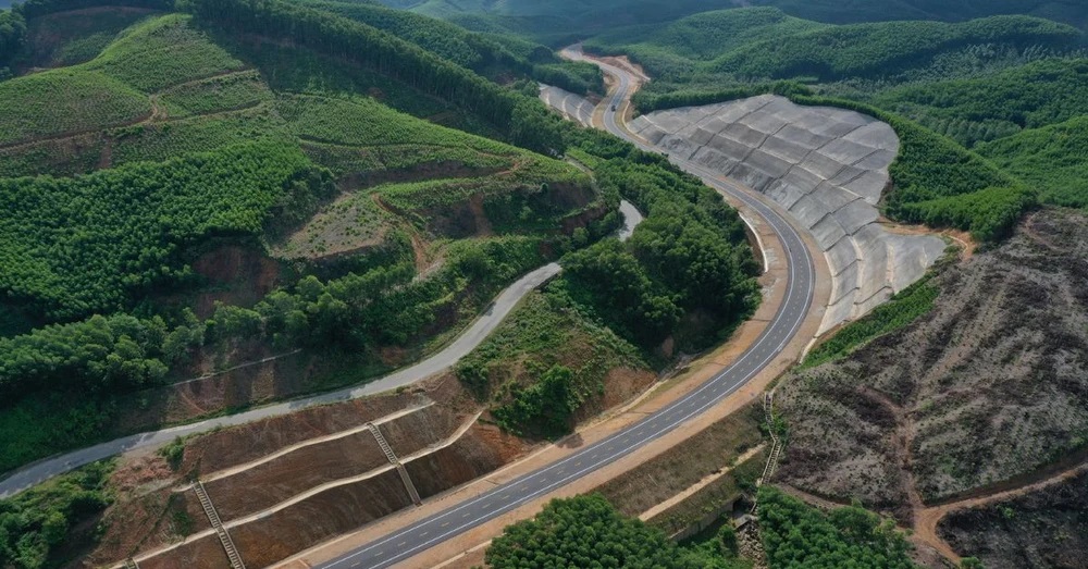 Ngũ hồ Bạch Mã Đường đi đến Ngũ hồ Bạch Mã