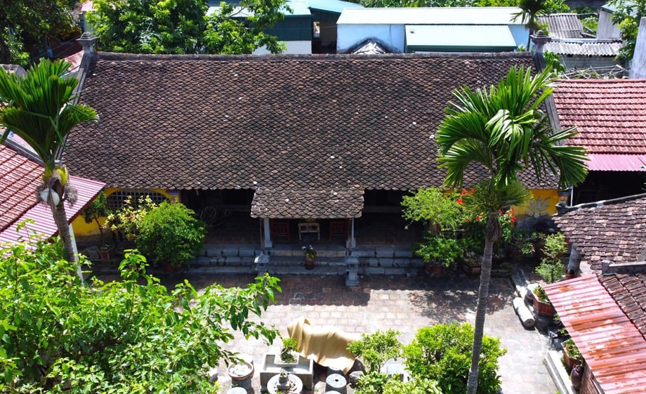 Nhà cổ làng Đông Sơn