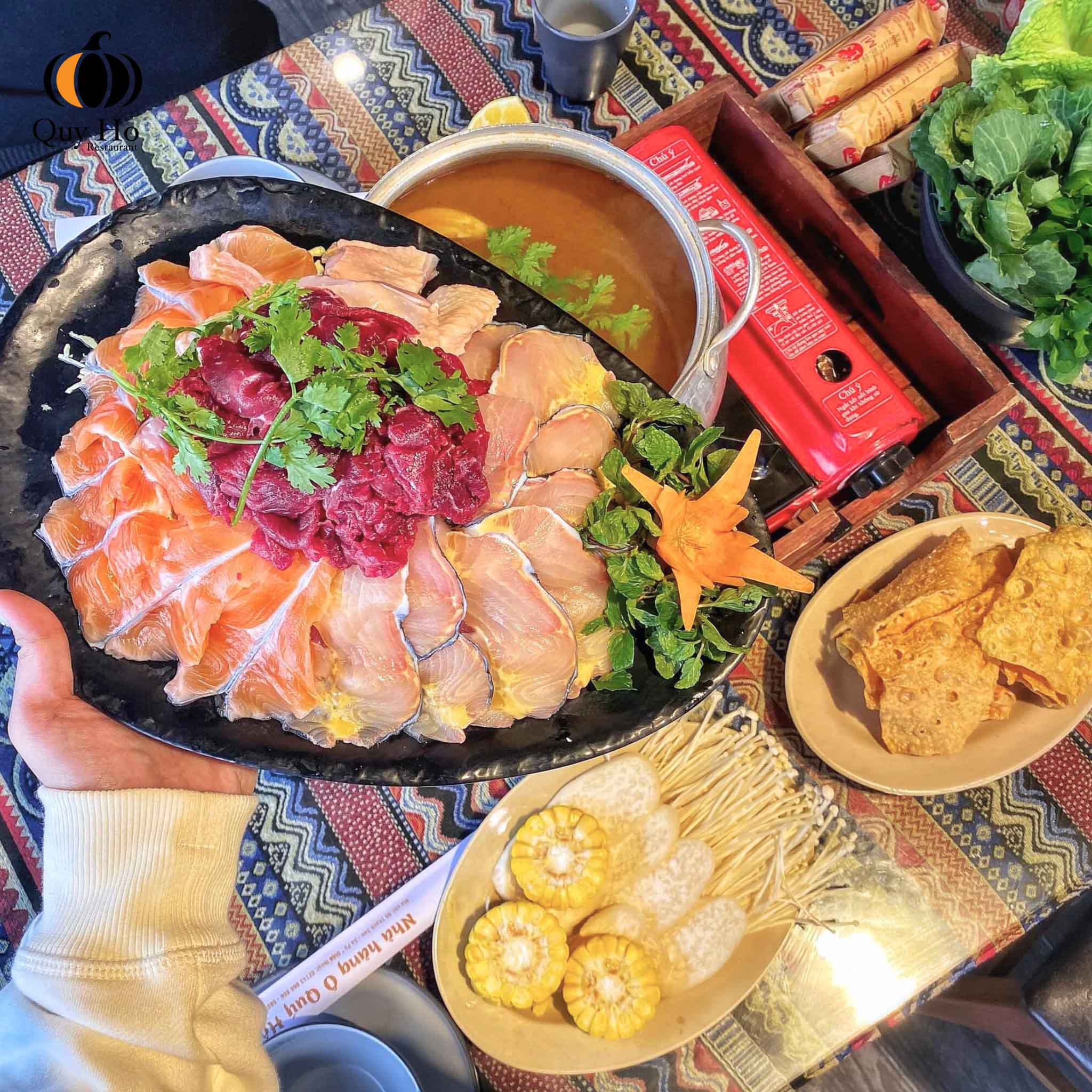 Nhà hàng Ô Quý Hồ Sa Pa