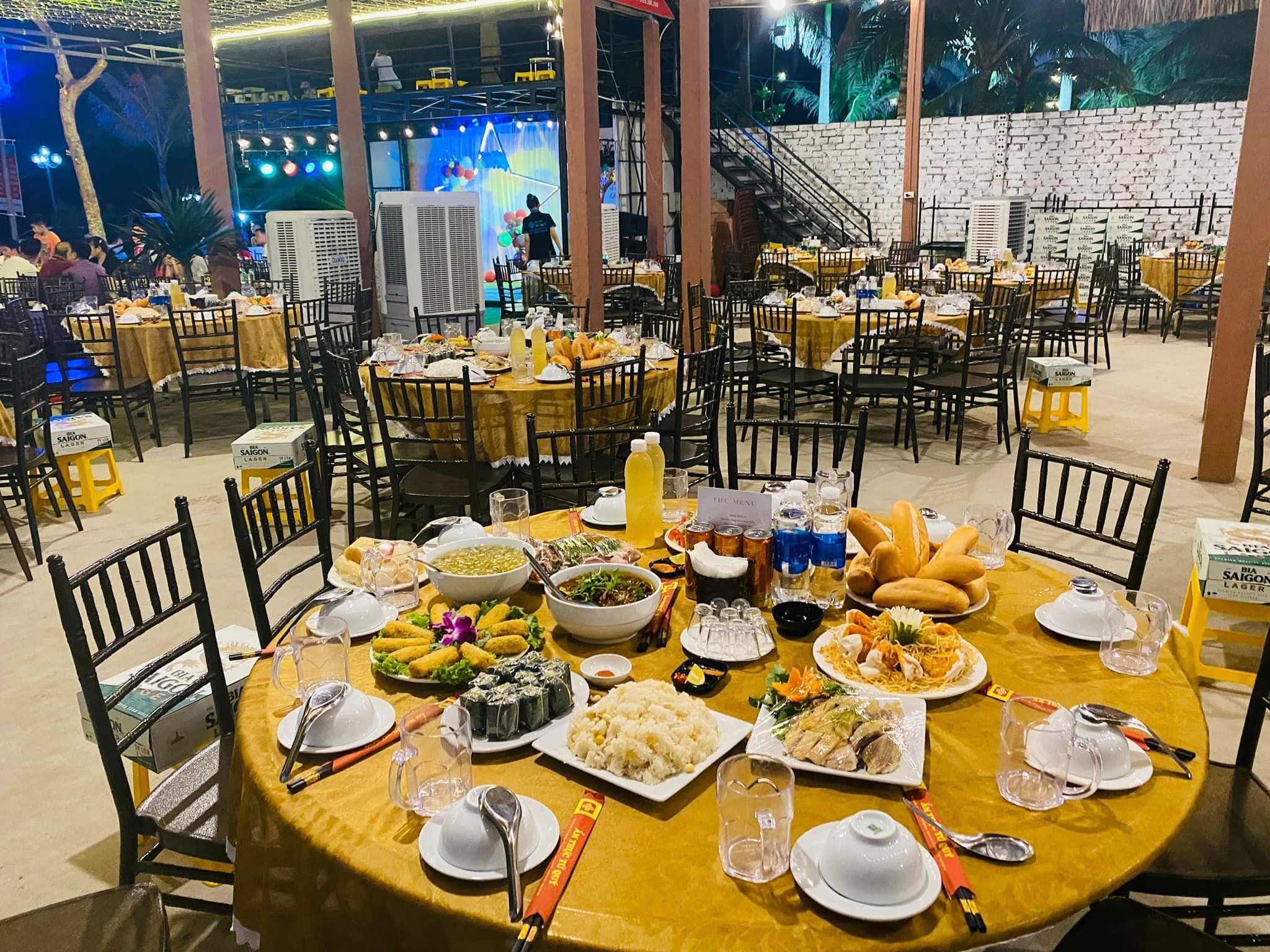 Hải sản Thanh Hóa Nhà hàng Tứ Quý 2 Thanh Hóa