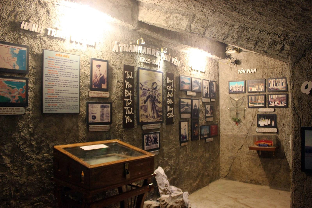 Nhà thờ Mằng Lăng Tham quan nhà thờ Mằng Lăng