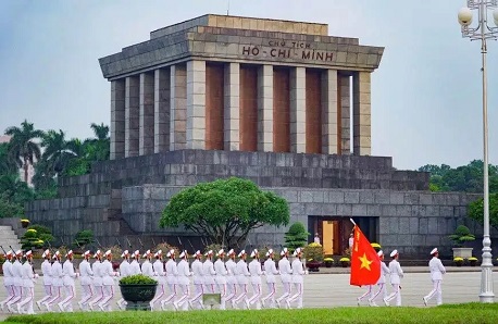 [LƯU NGAY] Những đồ không được mang vào Lăng Bác mới nhất 2025