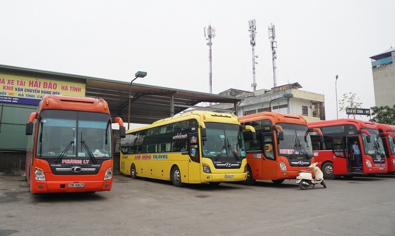 Ninh Binh to Hanoi There are plenty of passenger bus services available from Hanoi to Ninh Binh
